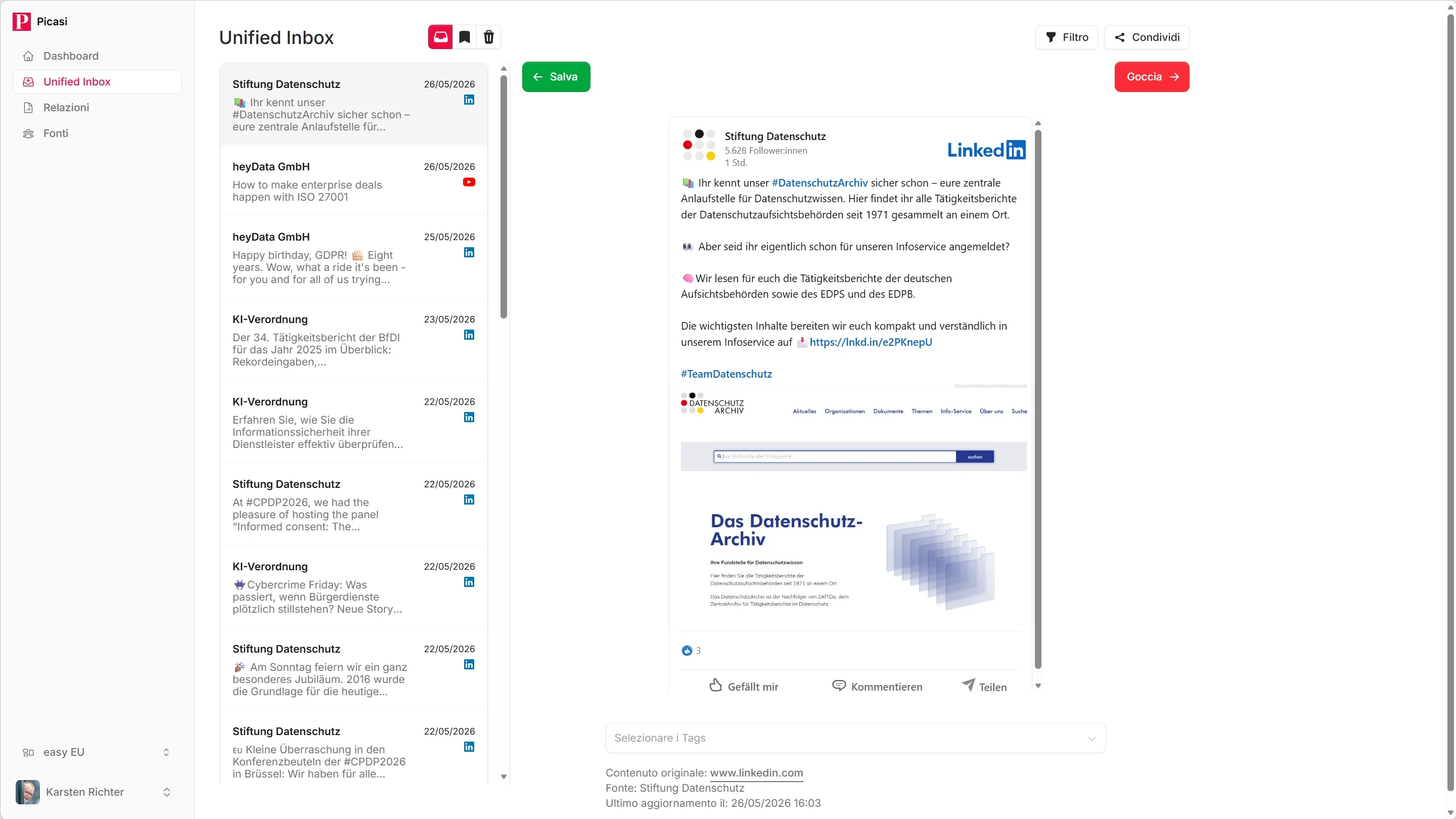 Vista di dettaglio di un Update con testo completo, pulsanti Salva e Scarta e link all'originale