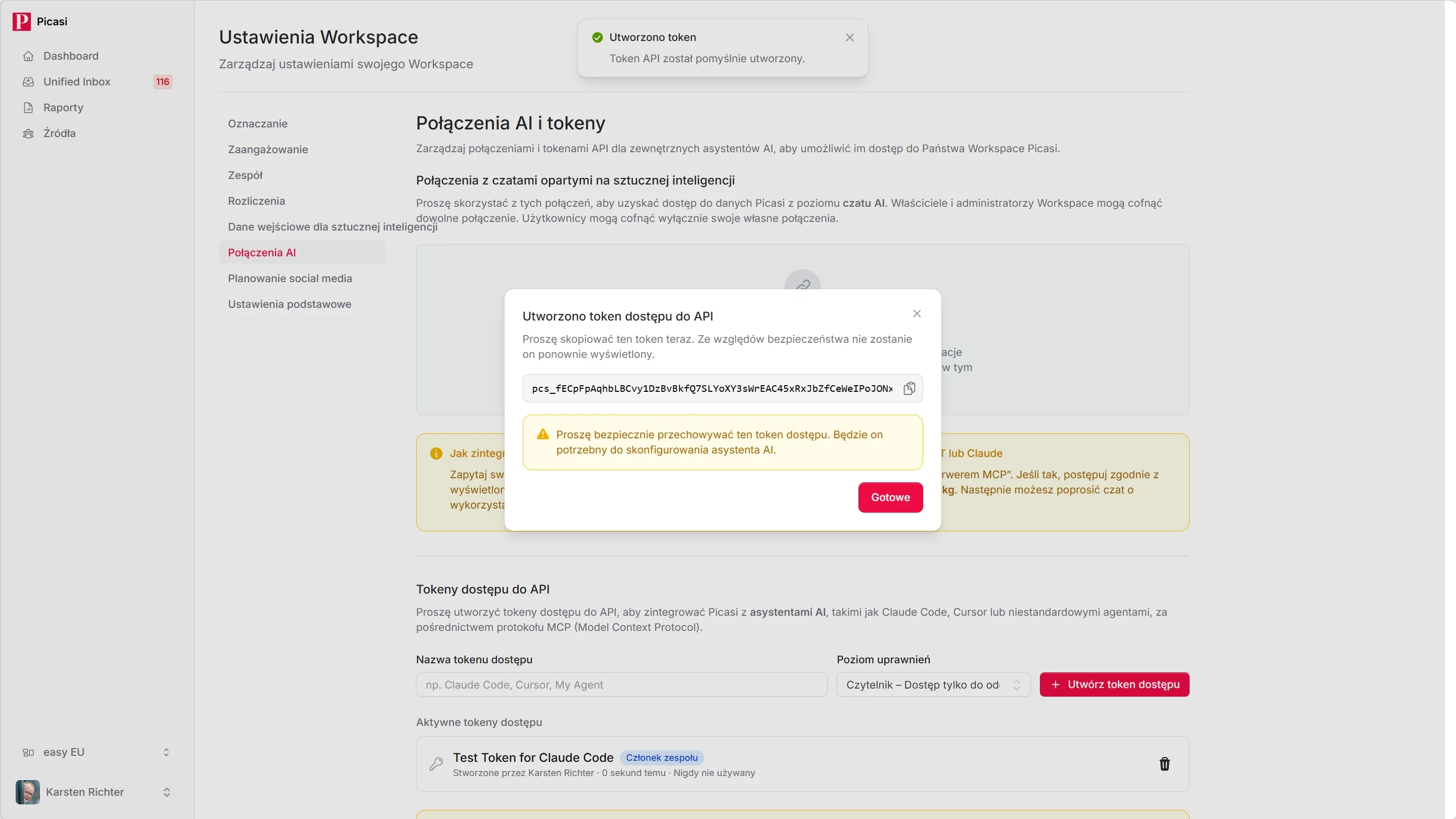 Nowo utworzony token API z pełnym ciągiem tokena i przyciskiem kopiowania